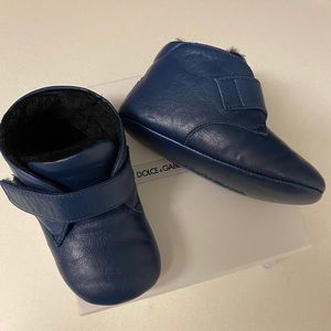 DOLCE & GABBANA Newborn Winter Shoes size 5C/E20